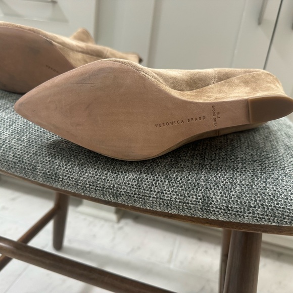 VERONICA BEARD Pointed Toe Wedge Iluska Bootie  Latte Suede 7 RETAIL $550 - Picture 8 of 15